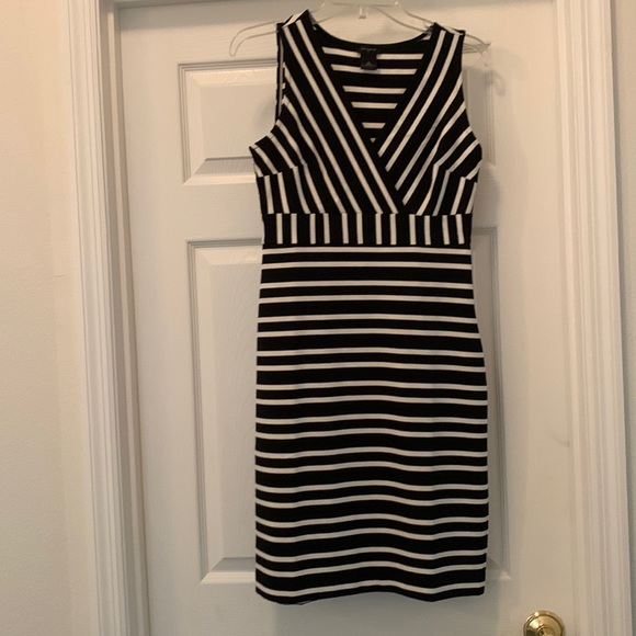 Ann Taylor Dress - Picture 1 of 4